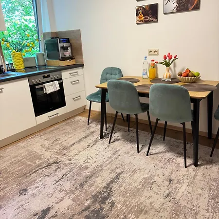 Wohlfuehl Nest Mit Schoener Aussicht In Der Eifel *